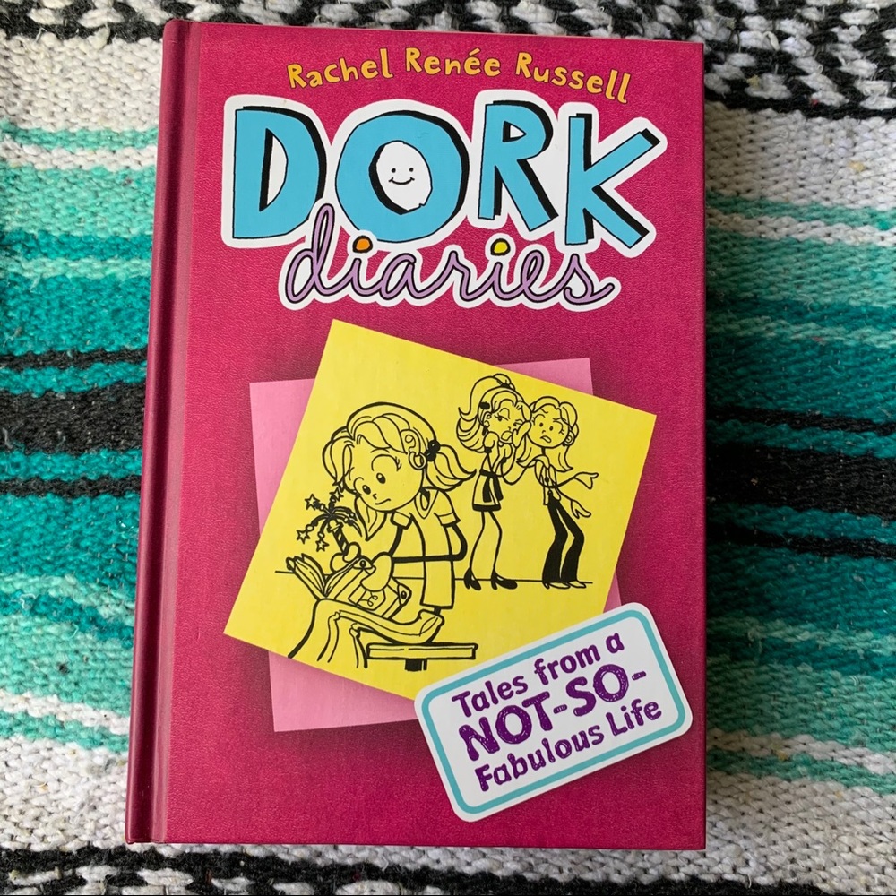 Dork Diaries by Rachel Renee Russell